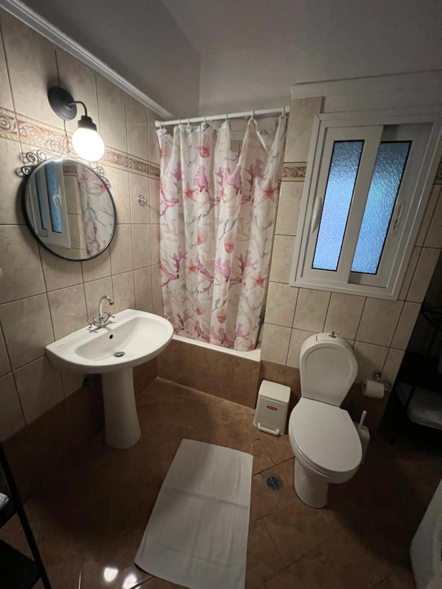 Niki Apartment 80 M2 In Gribovo Nafpaktos Bagian luar foto