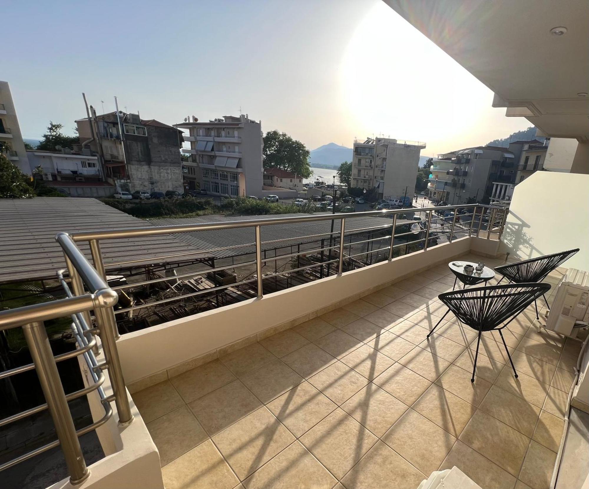 Niki Apartment 80 M2 In Gribovo Nafpaktos Bagian luar foto