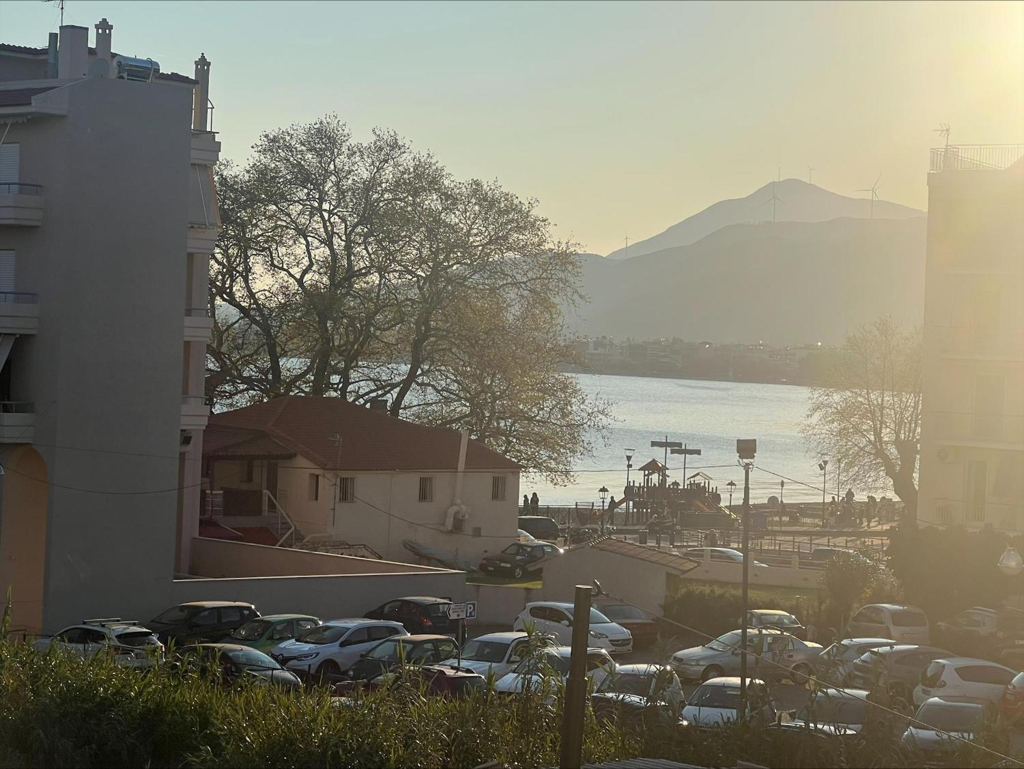 Niki Apartment 80 M2 In Gribovo Nafpaktos Bagian luar foto